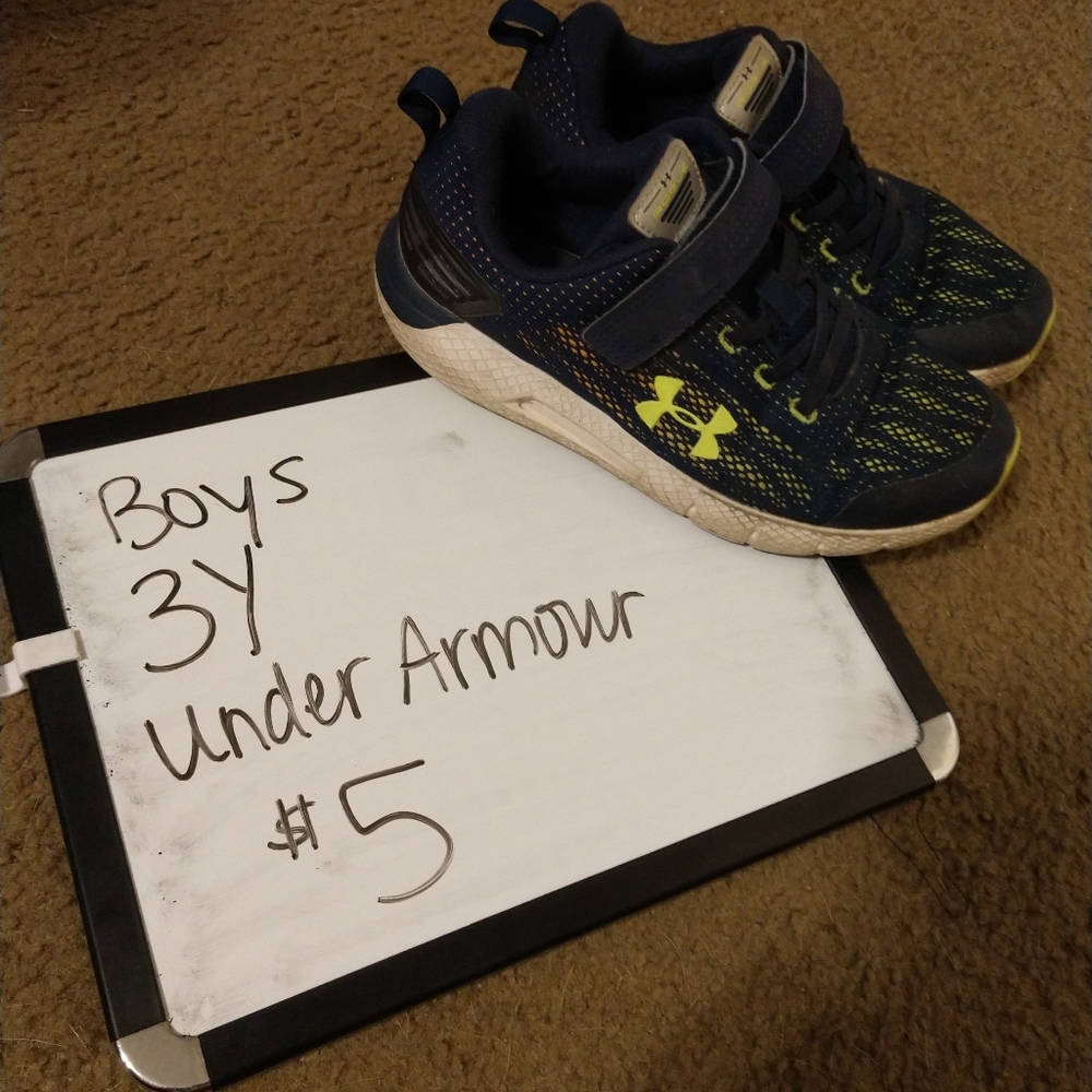Boys shoe lot